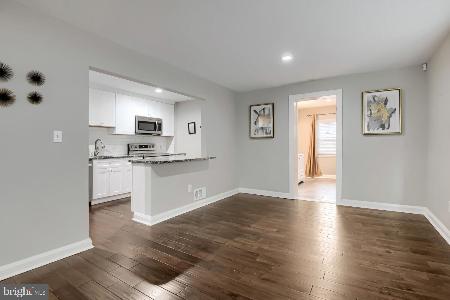 NORTHWOOD - Residential