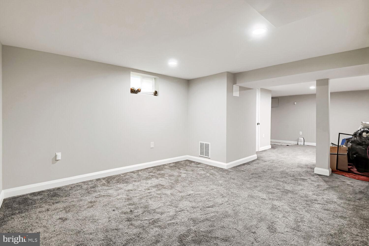 NORTHWOOD - Residential