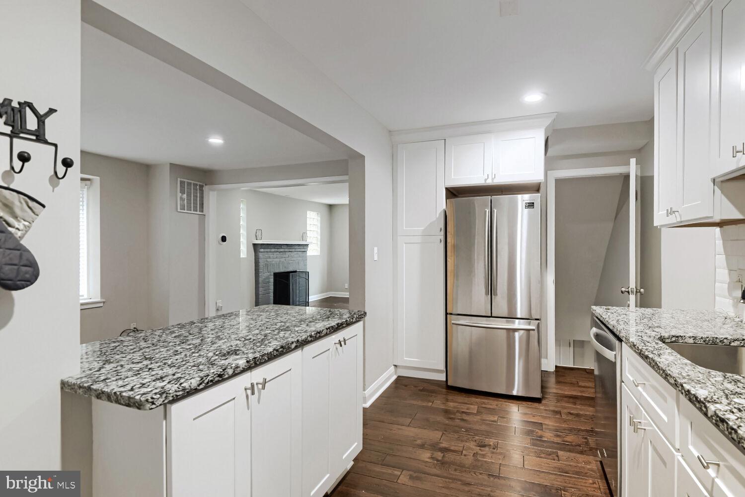 NORTHWOOD - Residential