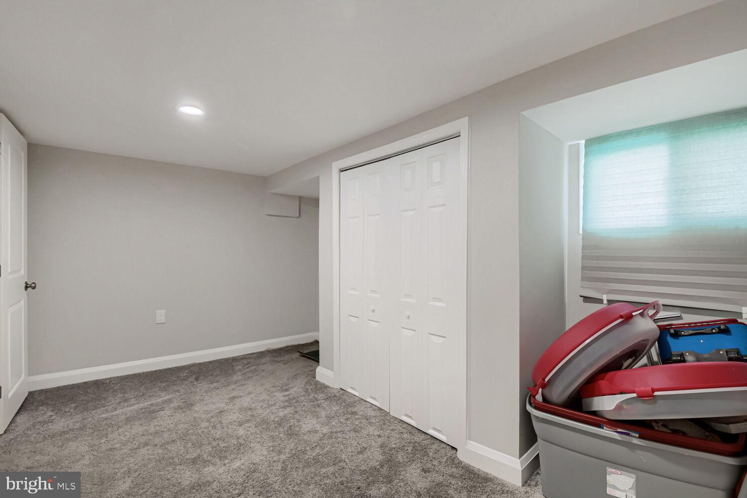 NORTHWOOD - Residential