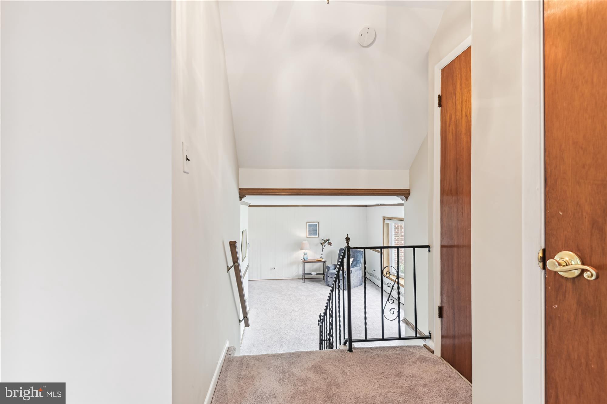 HUNT CLUB ESTATES - Residential