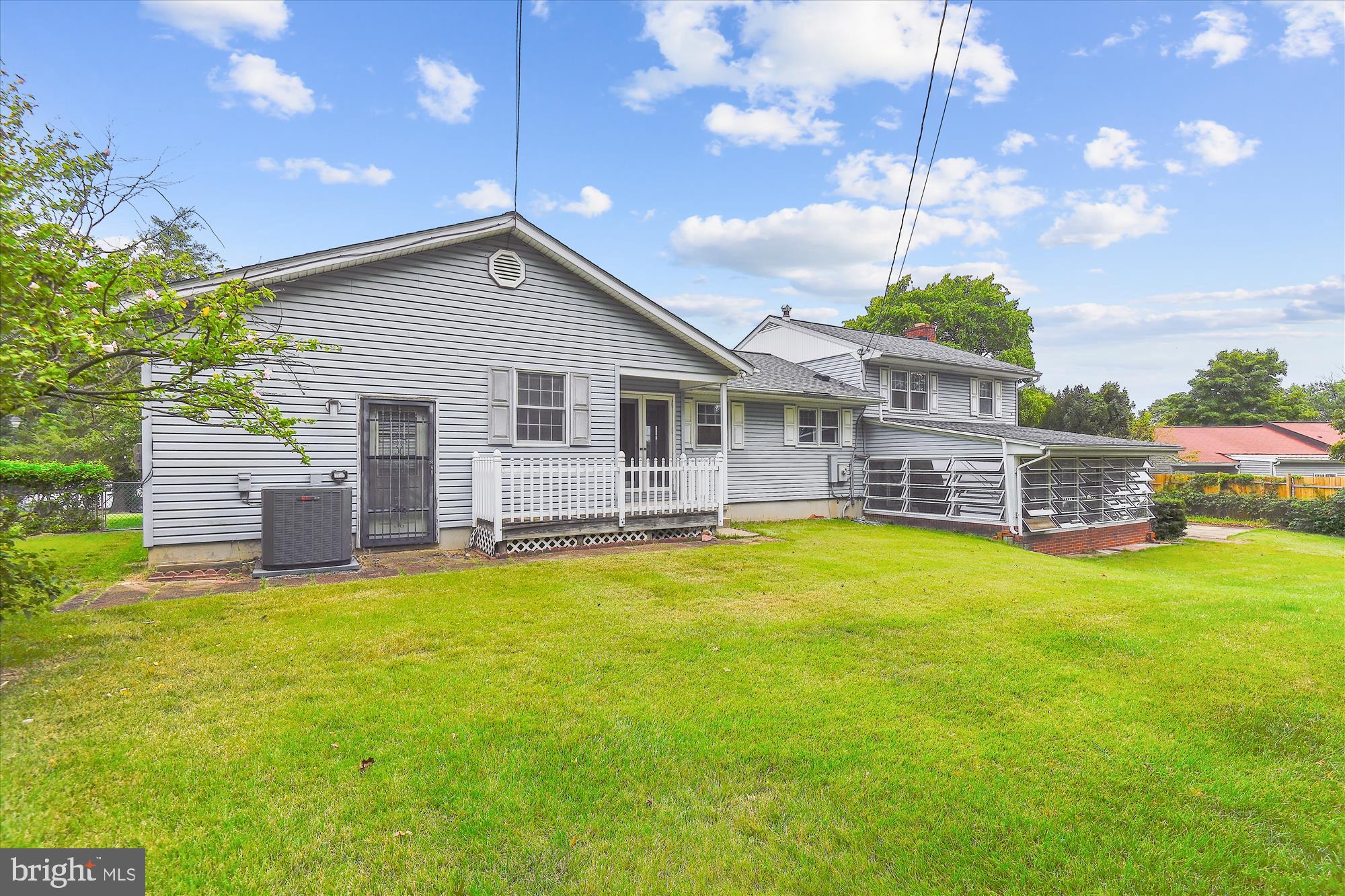 HUNT CLUB ESTATES - Residential