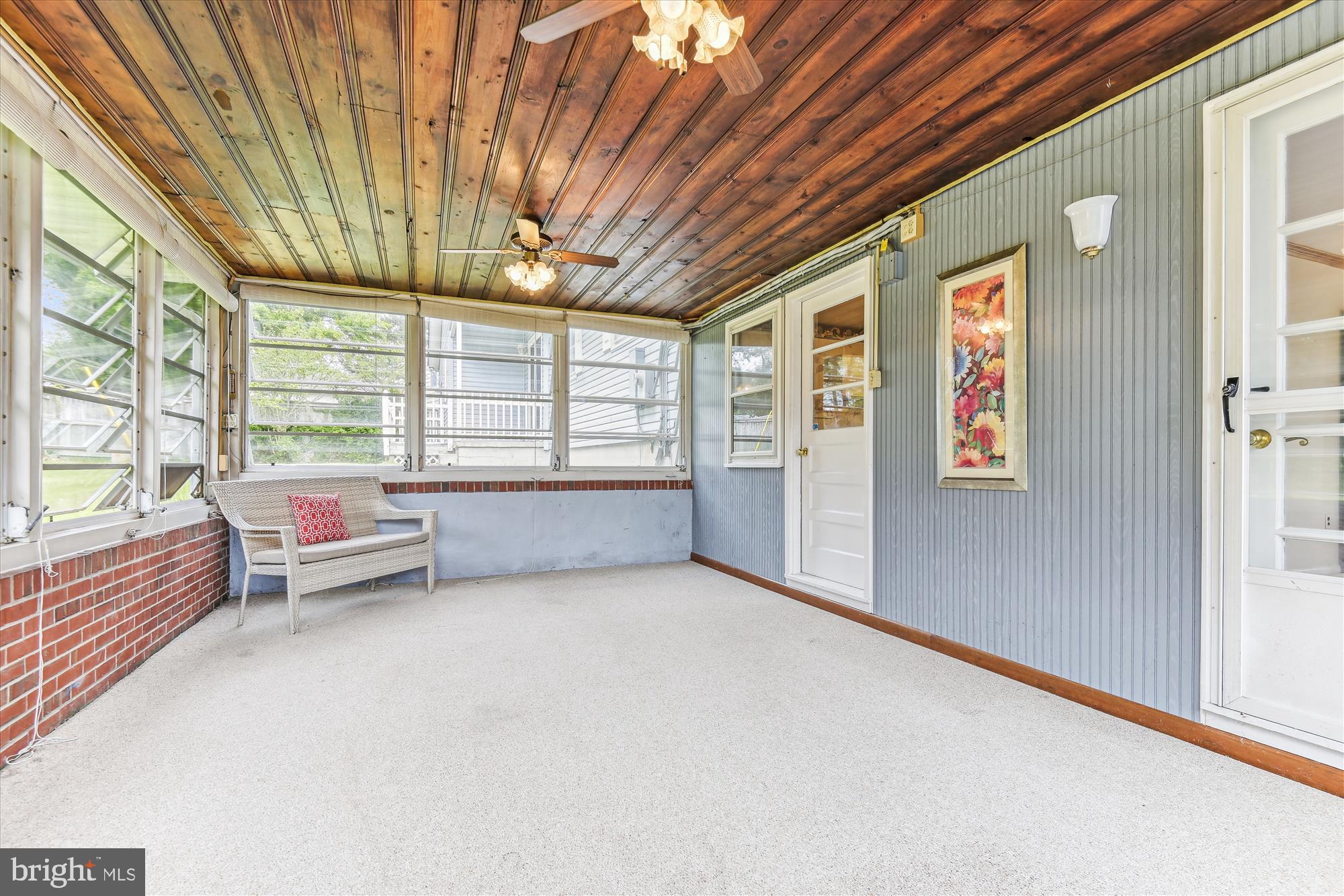 HUNT CLUB ESTATES - Residential