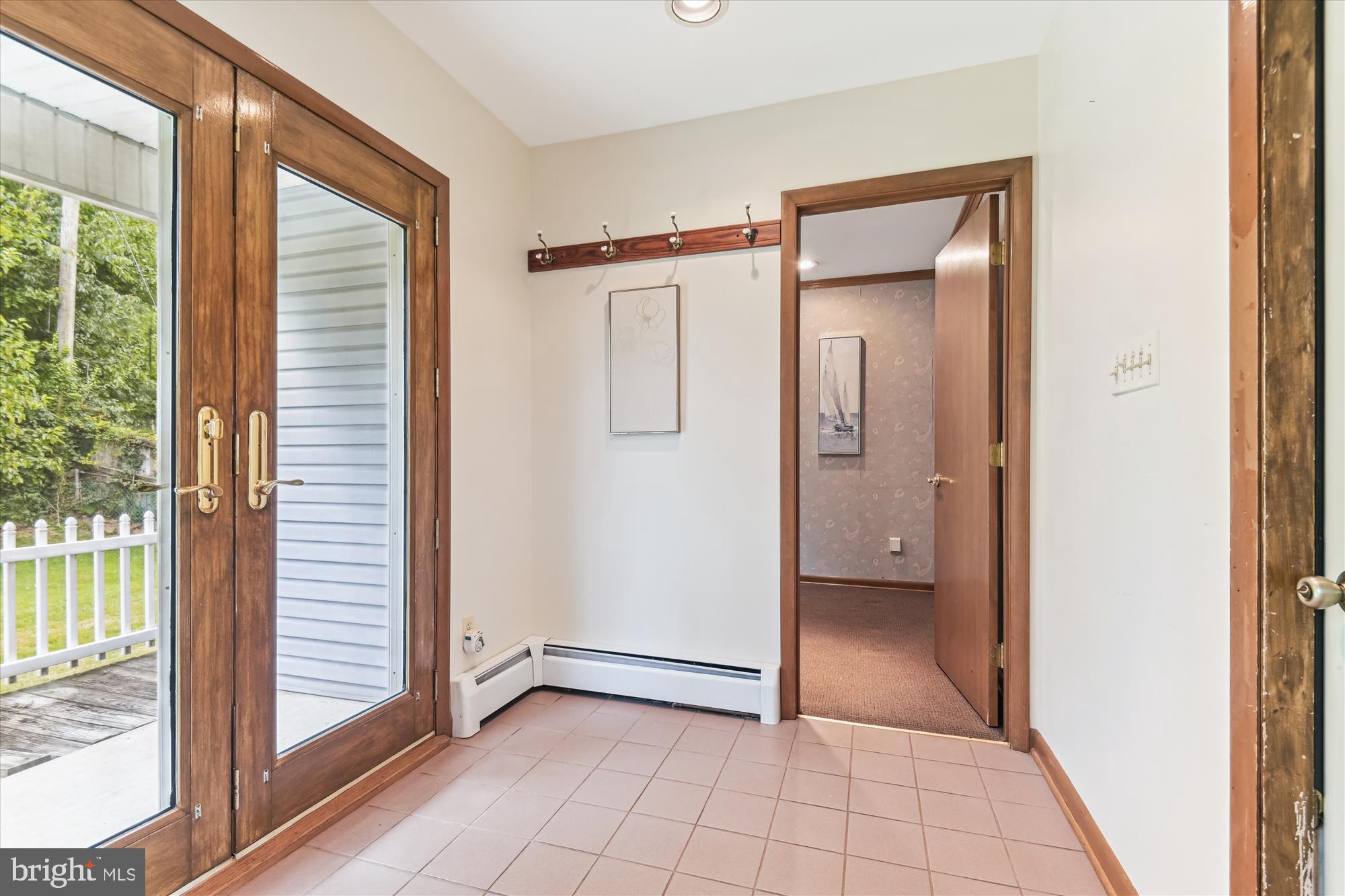 HUNT CLUB ESTATES - Residential