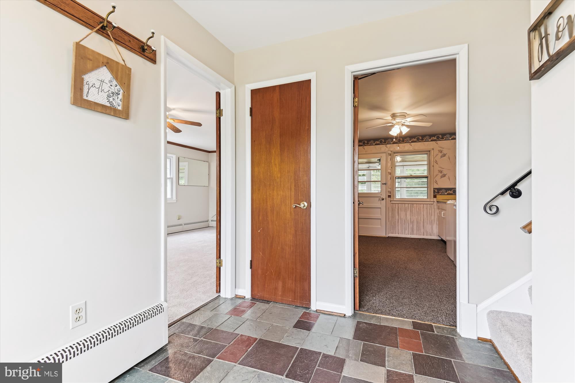 HUNT CLUB ESTATES - Residential