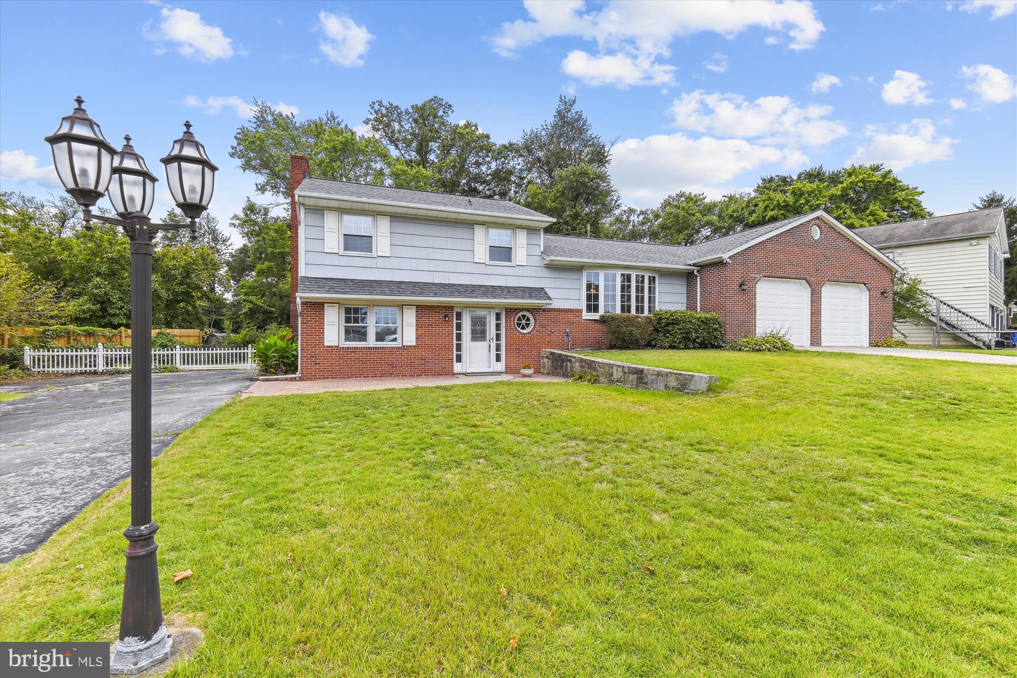 HUNT CLUB ESTATES - Residential