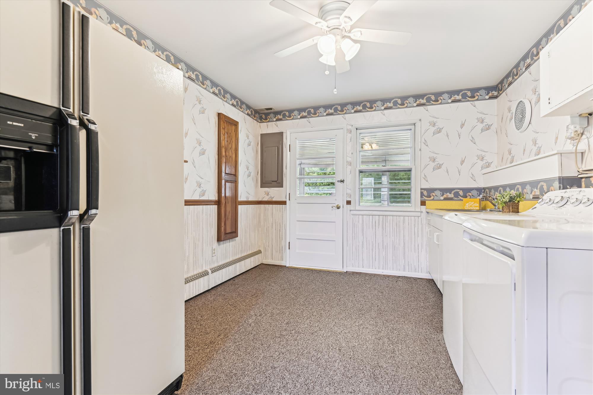 HUNT CLUB ESTATES - Residential