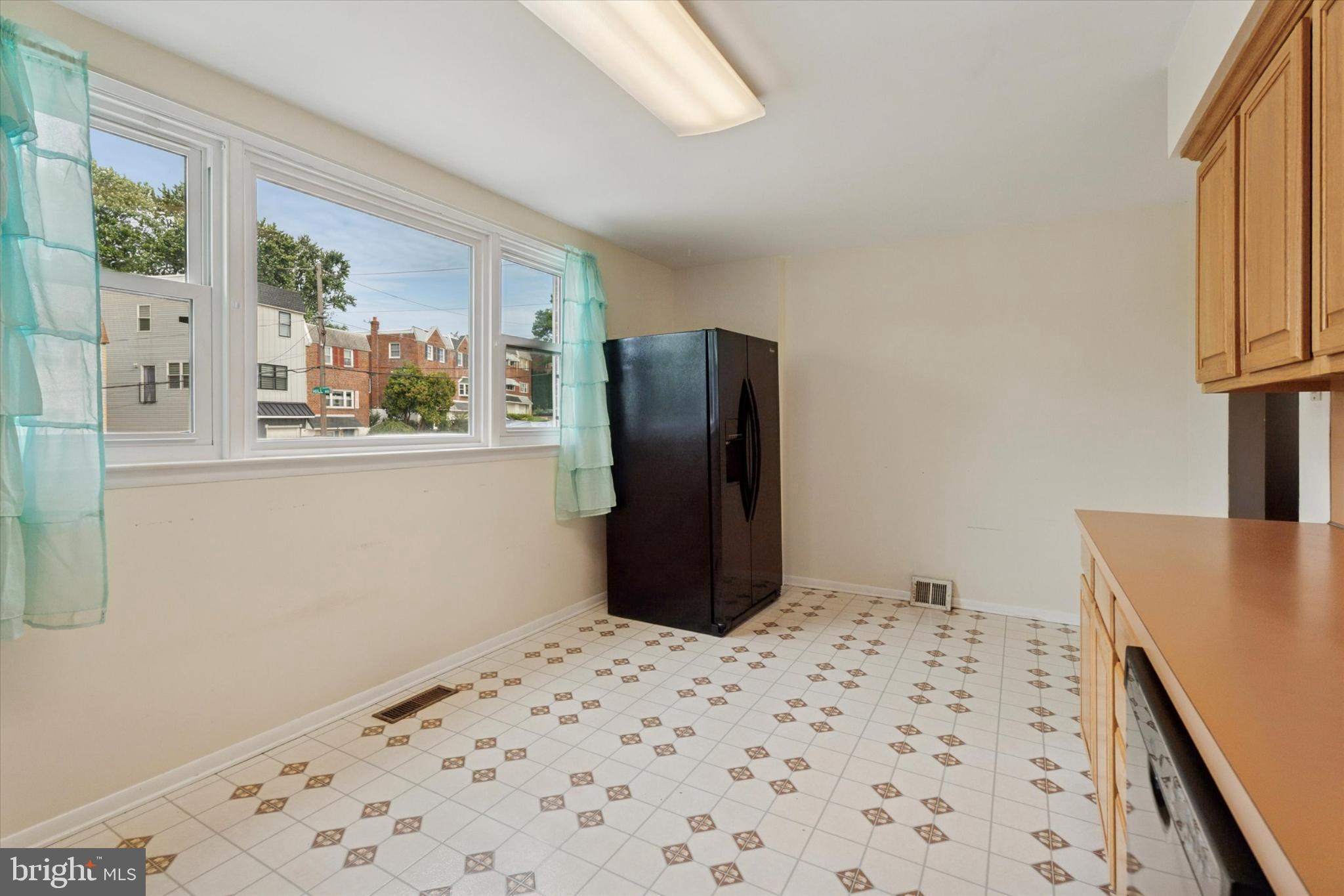 ROXBOROUGH - Residential