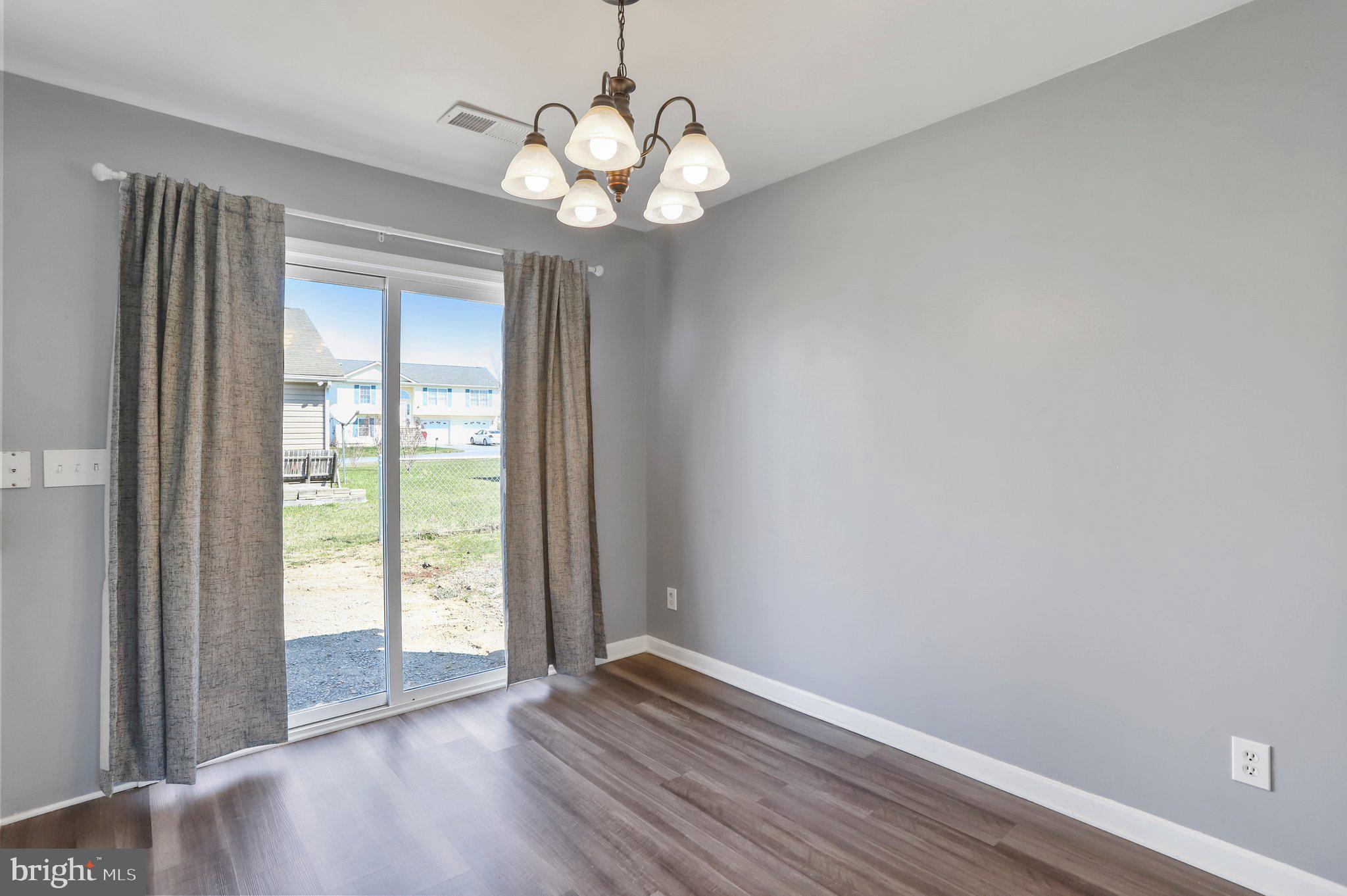 SUMMER HILL - Residential