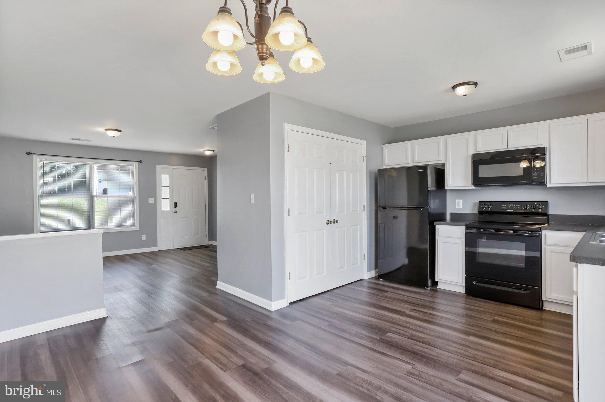 SUMMER HILL - Residential