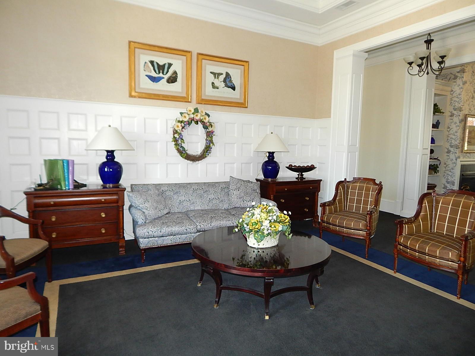 SPRING HILL - Residential