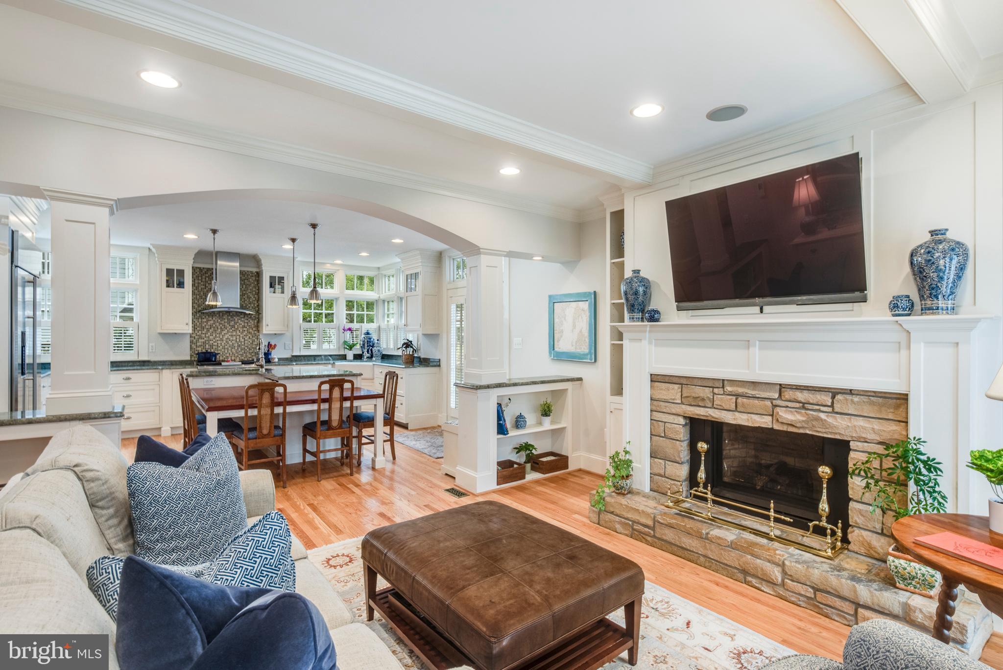 MURRAY HILL - Residential