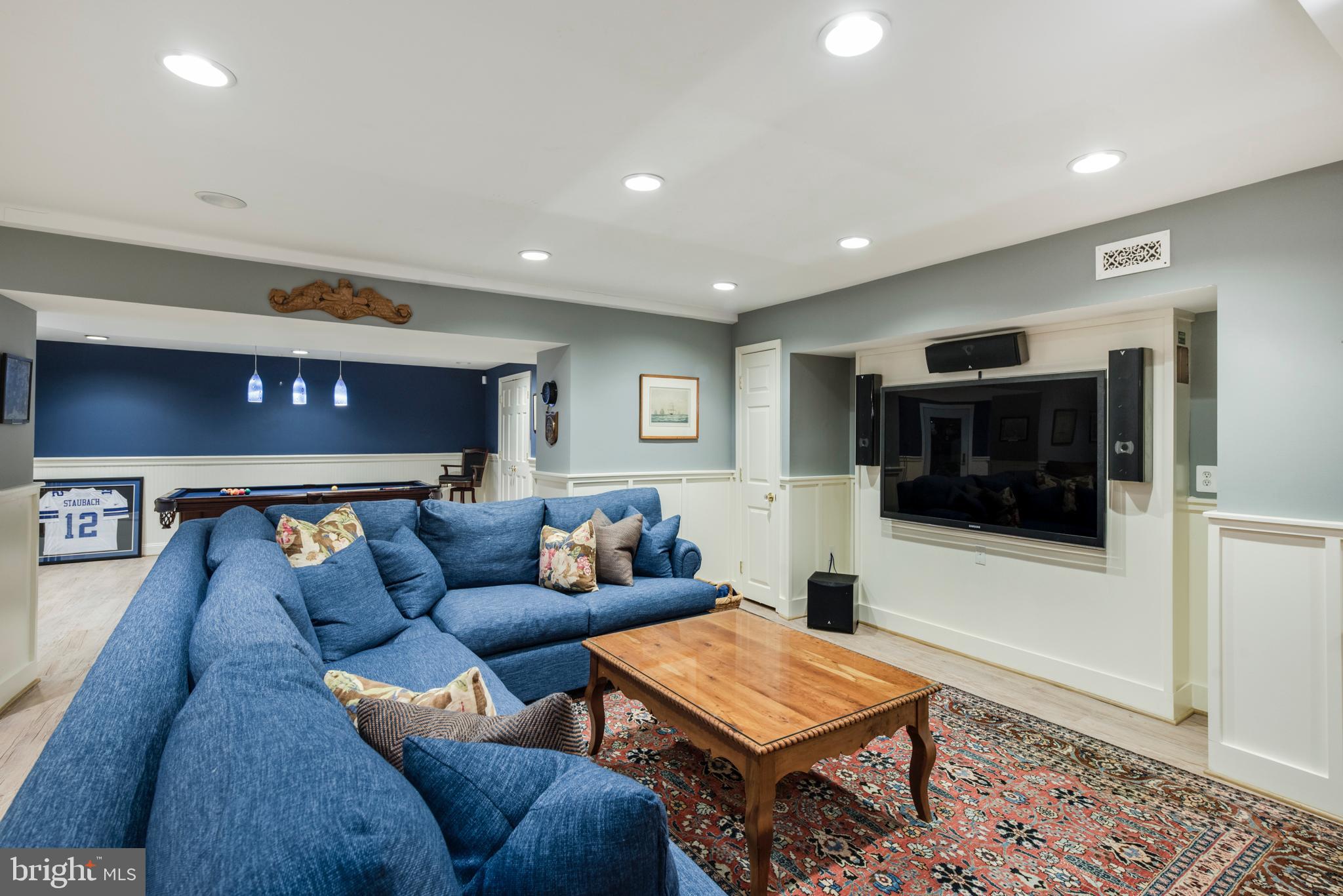 MURRAY HILL - Residential