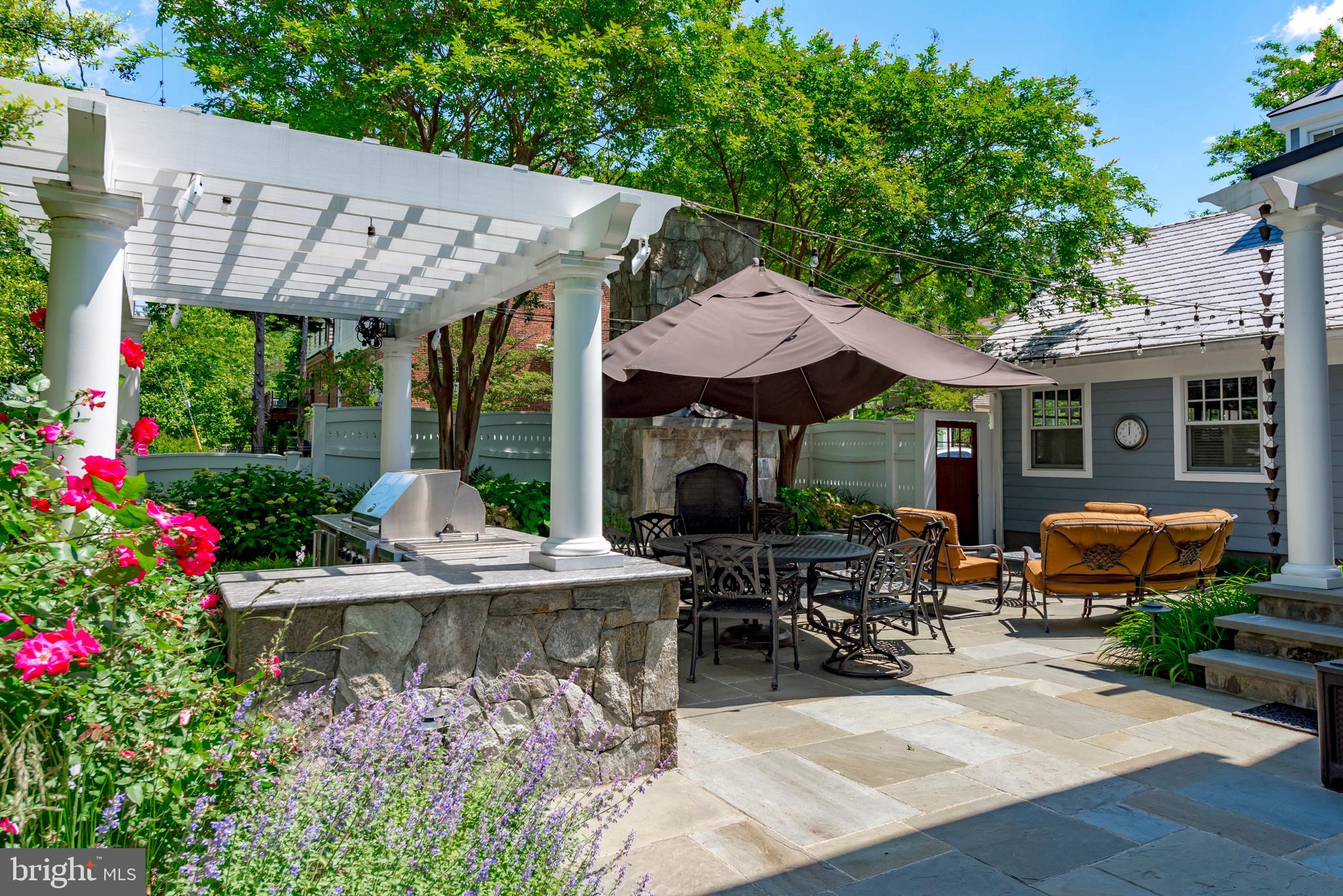 MURRAY HILL - Residential