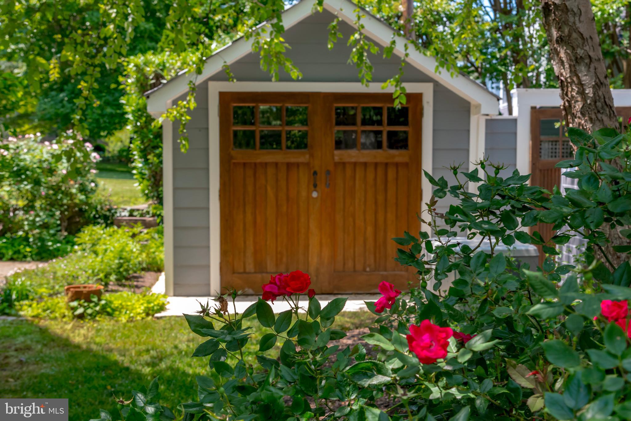 MURRAY HILL - Residential