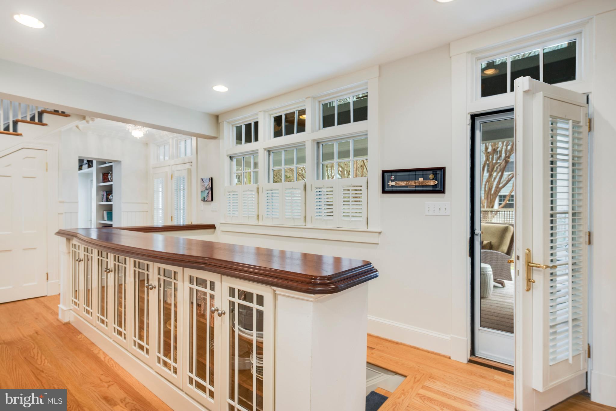 MURRAY HILL - Residential