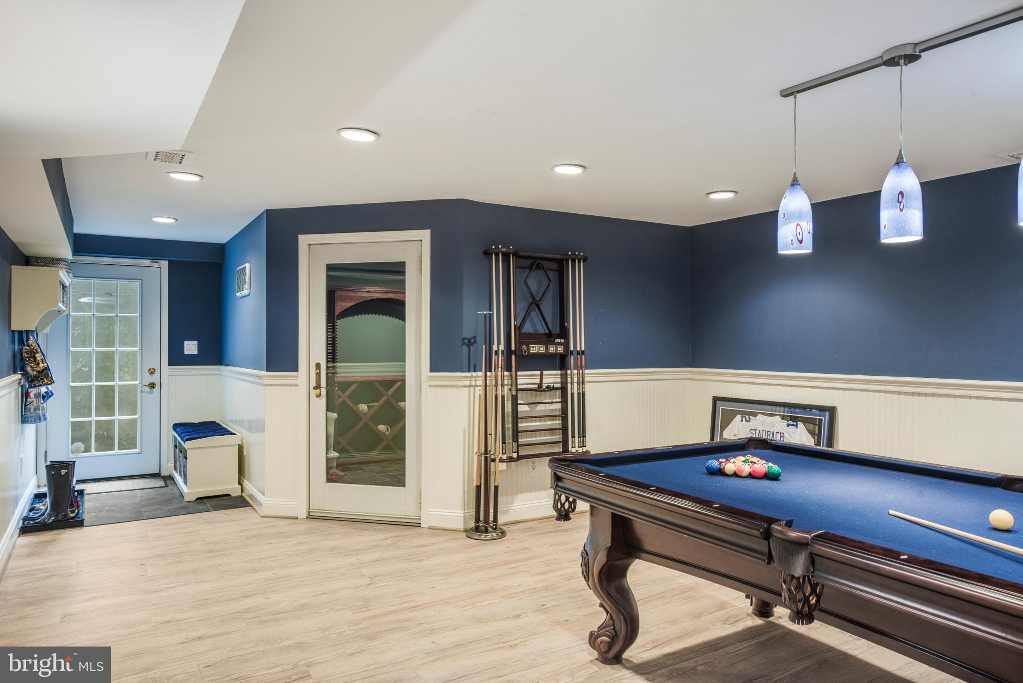 MURRAY HILL - Residential