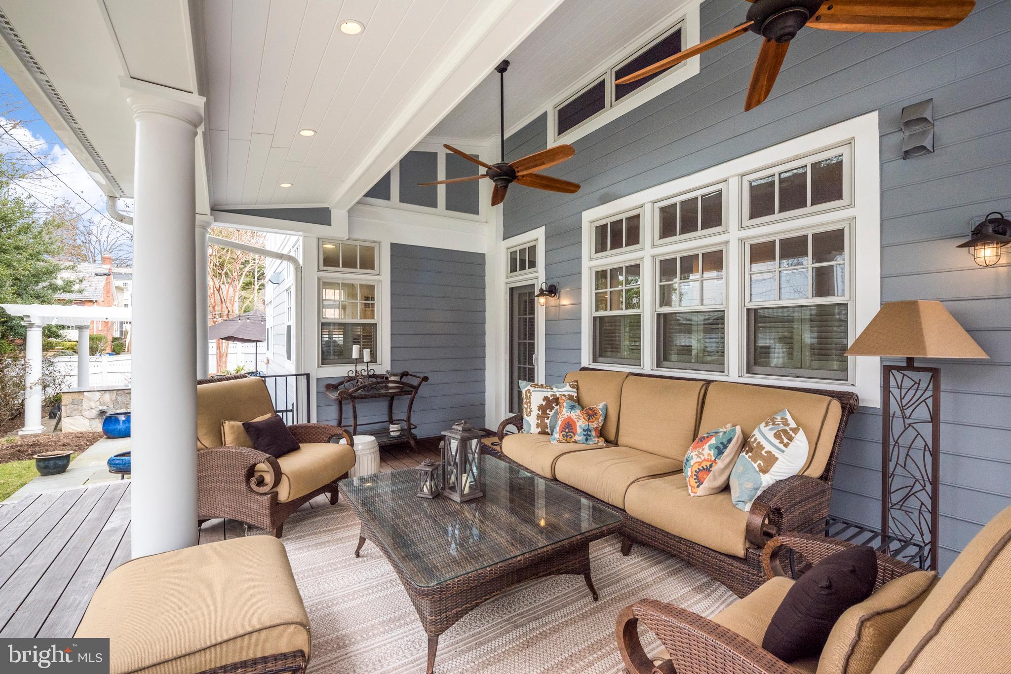 MURRAY HILL - Residential