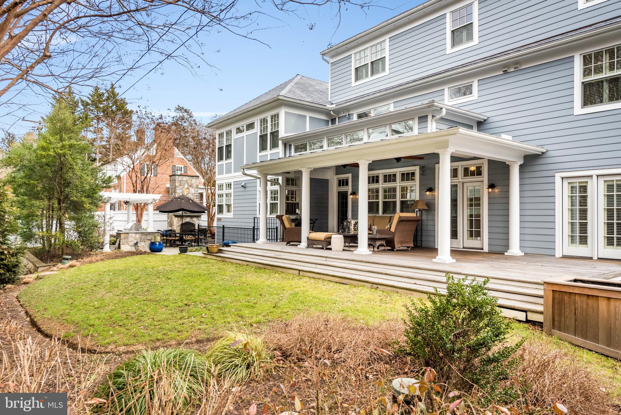 MURRAY HILL - Residential