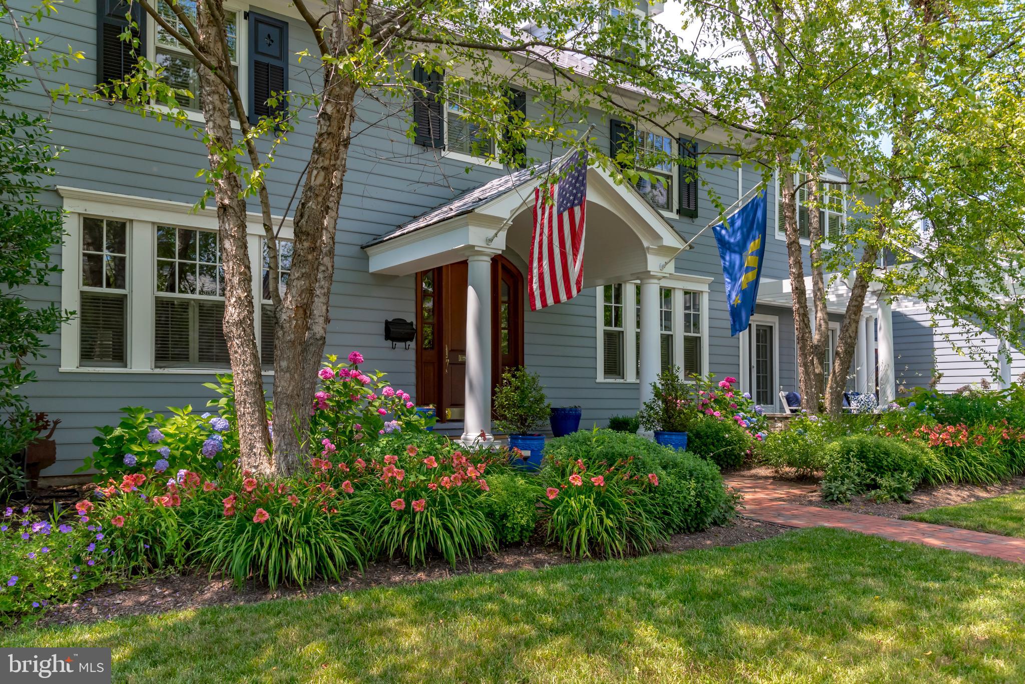 MURRAY HILL - Residential