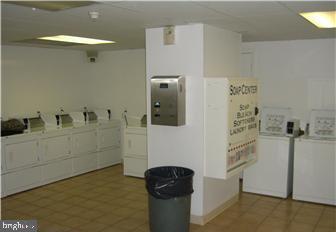 AVENUE OF THE ARTS - Residential Lease