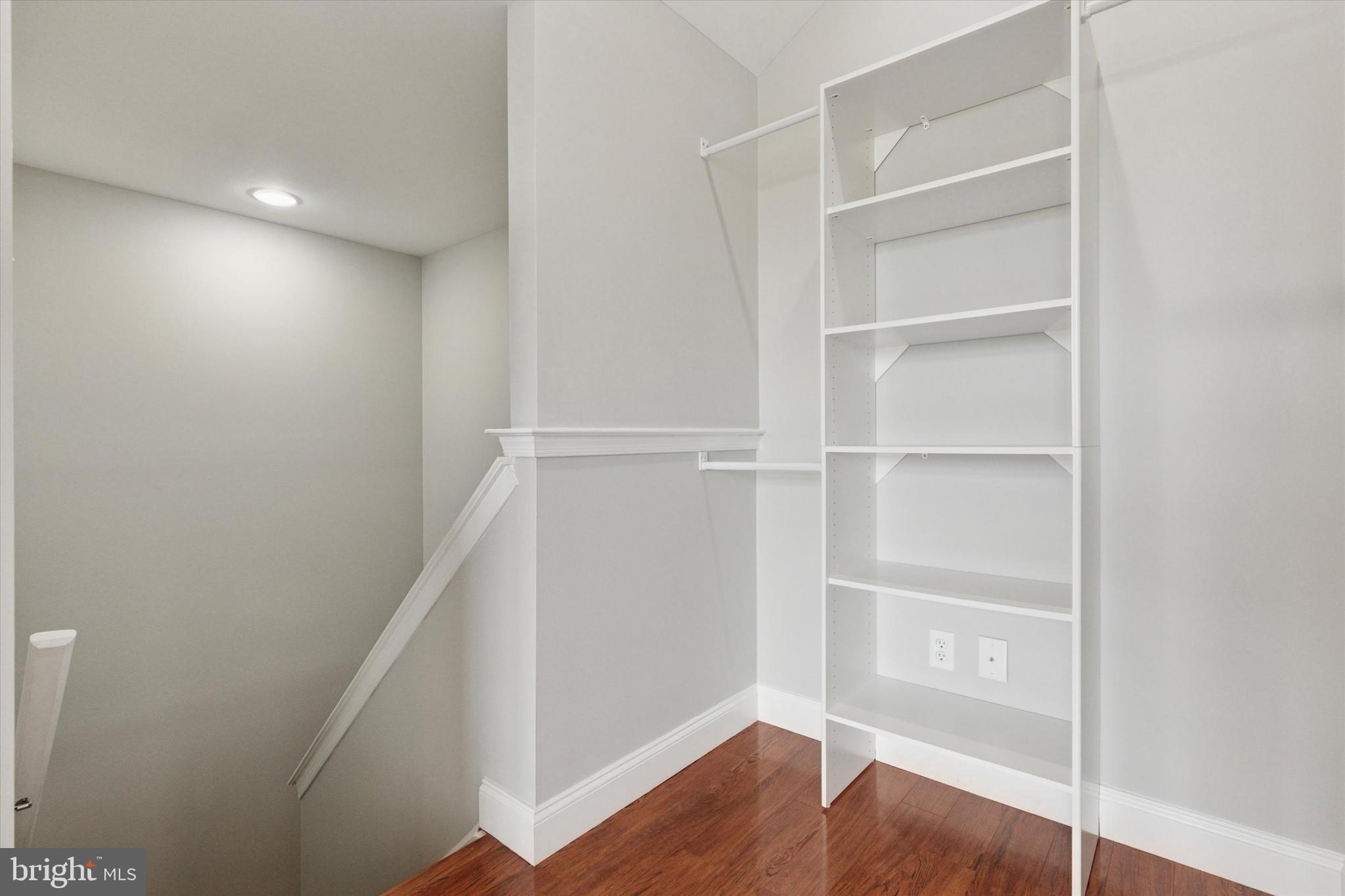 WATERFORD GREENE - Residential