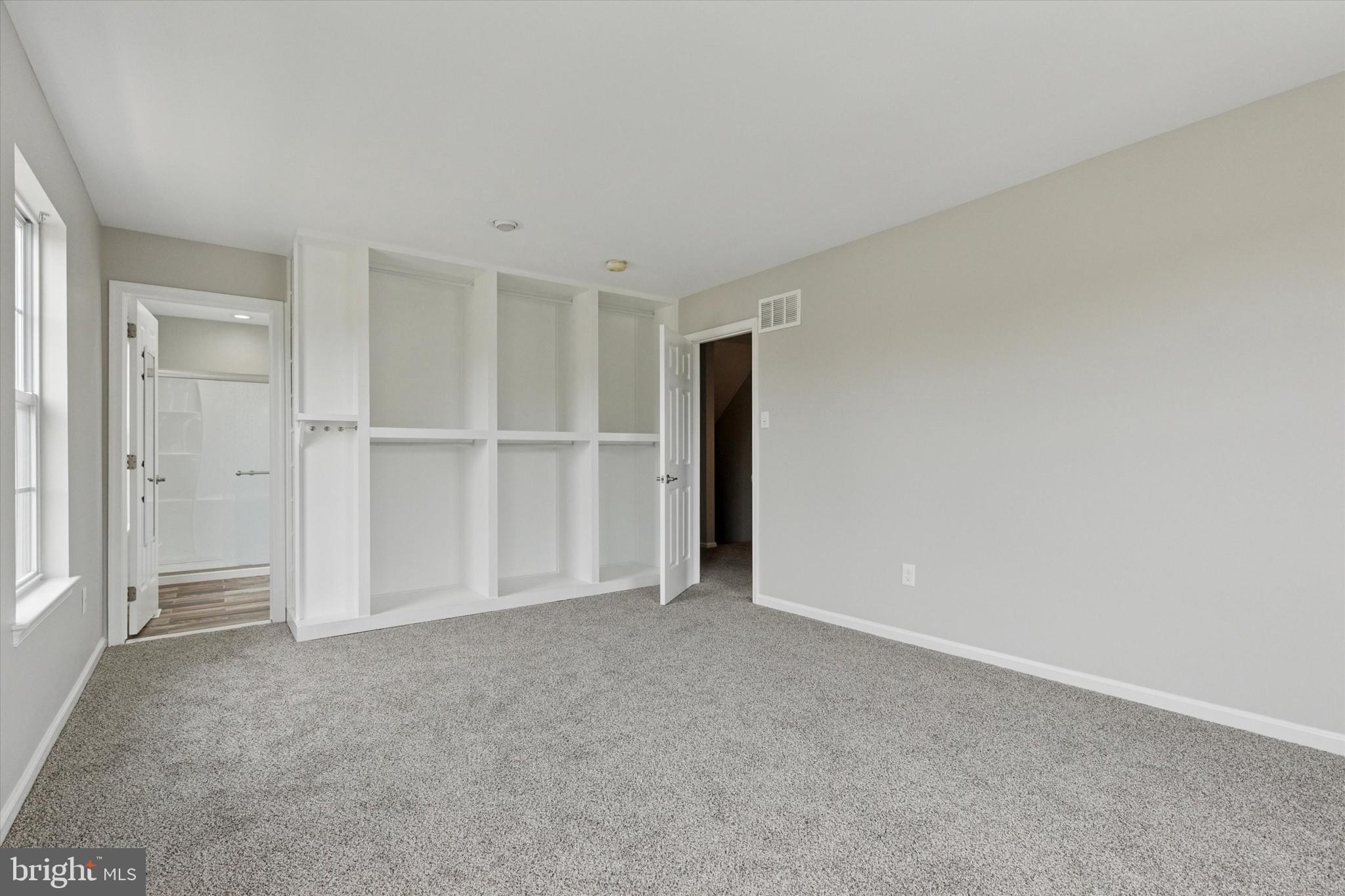 WATERFORD GREENE - Residential