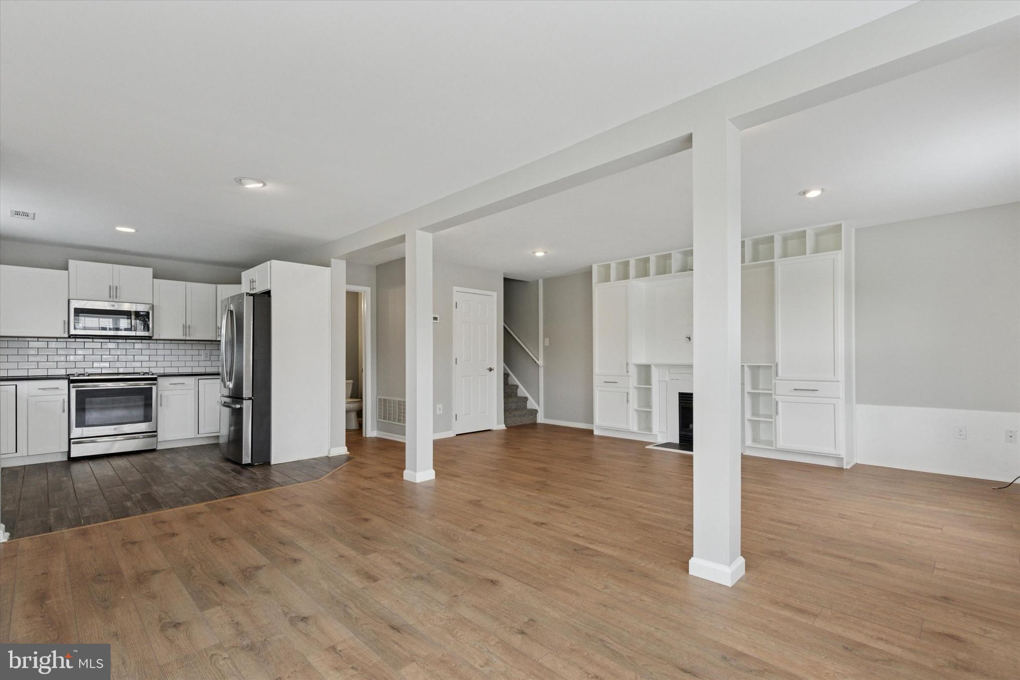 WATERFORD GREENE - Residential