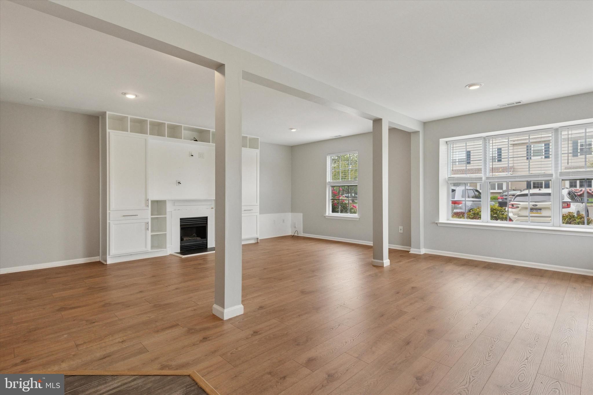 WATERFORD GREENE - Residential