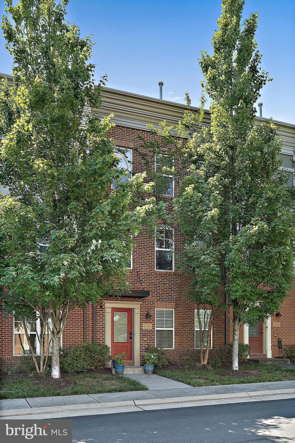 BRAMBLETON OVERLOOK - Residential