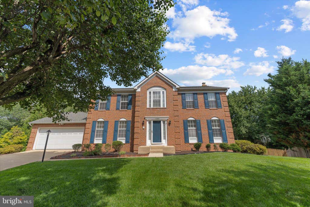Photo of 43868 Stronghold Court, ASHBURN, VA 20147 (MLS # VALO2132300)