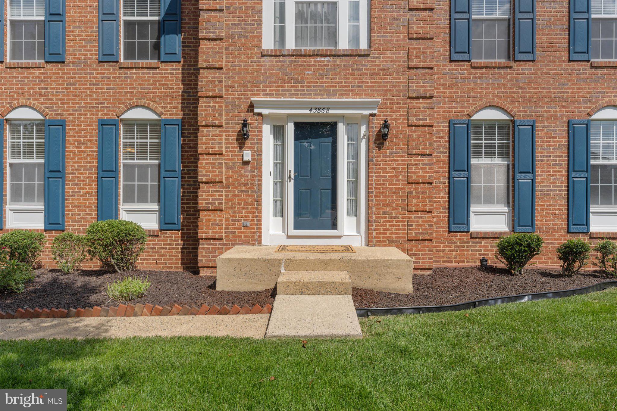 43868 STRONGHOLD COURT