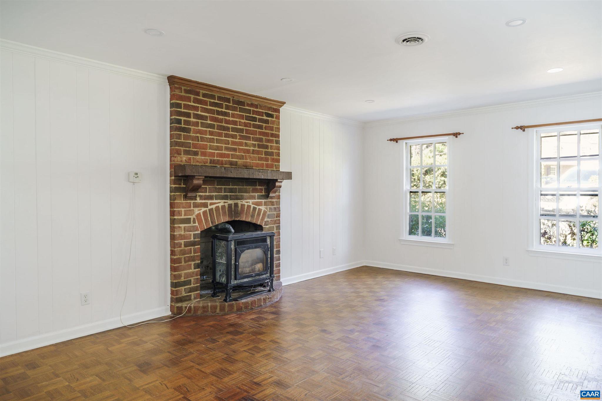 CANTERBURY HILLS - Residential