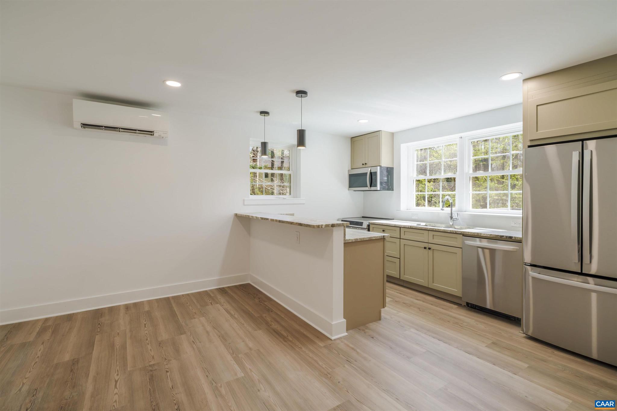 CANTERBURY HILLS - Residential