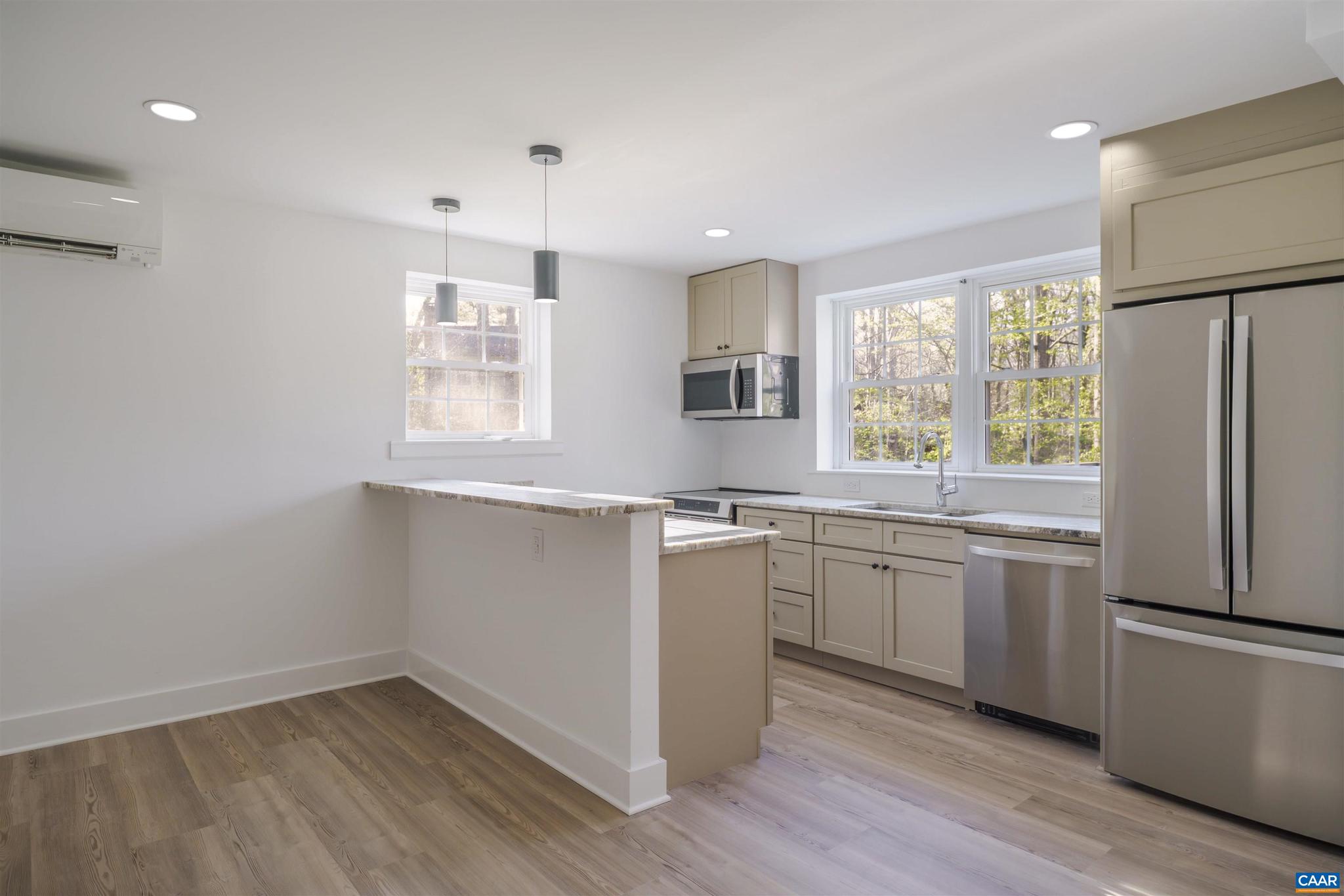 CANTERBURY HILLS - Residential