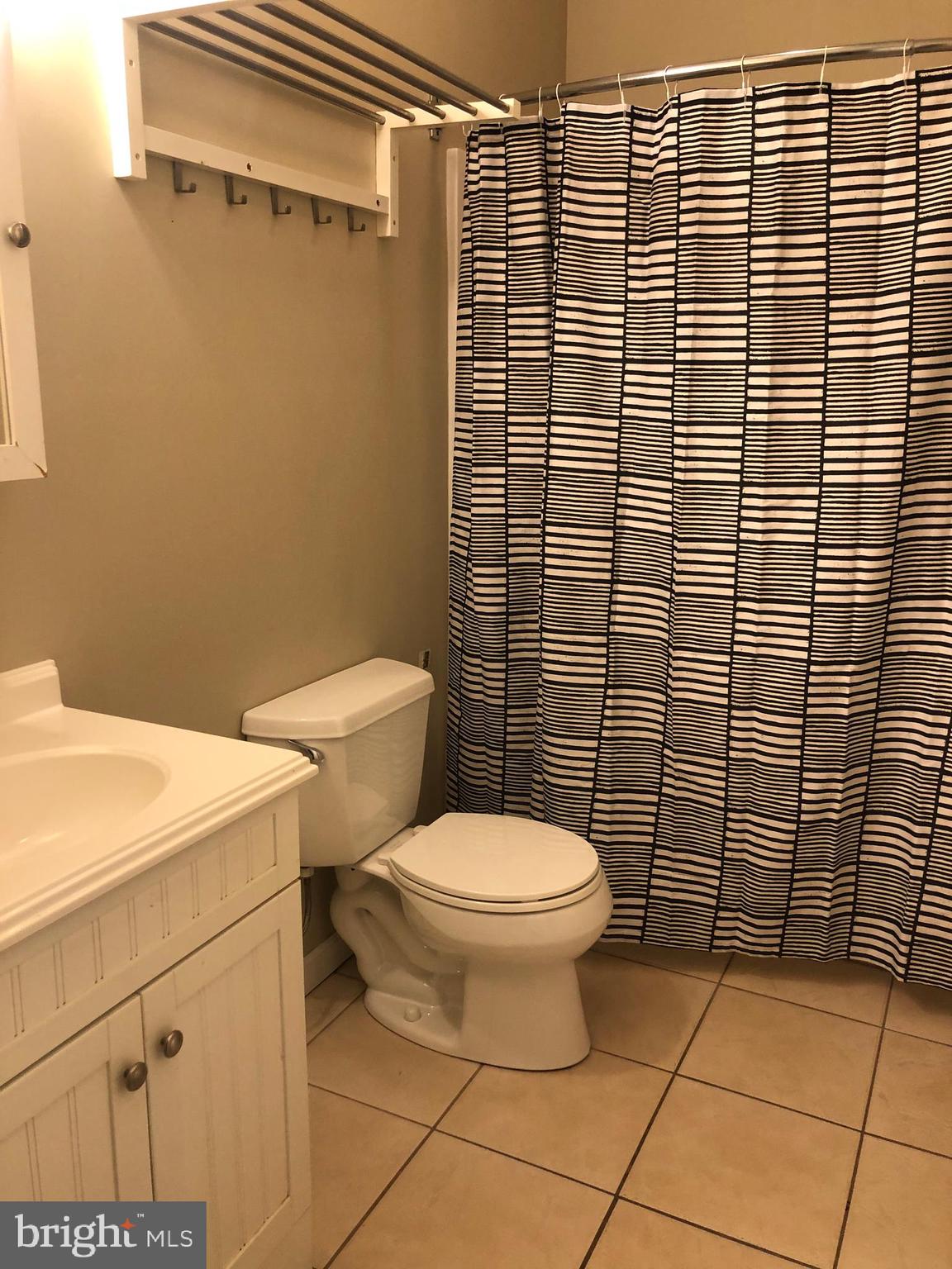 PASSYUNK SQUARE - Residential Lease