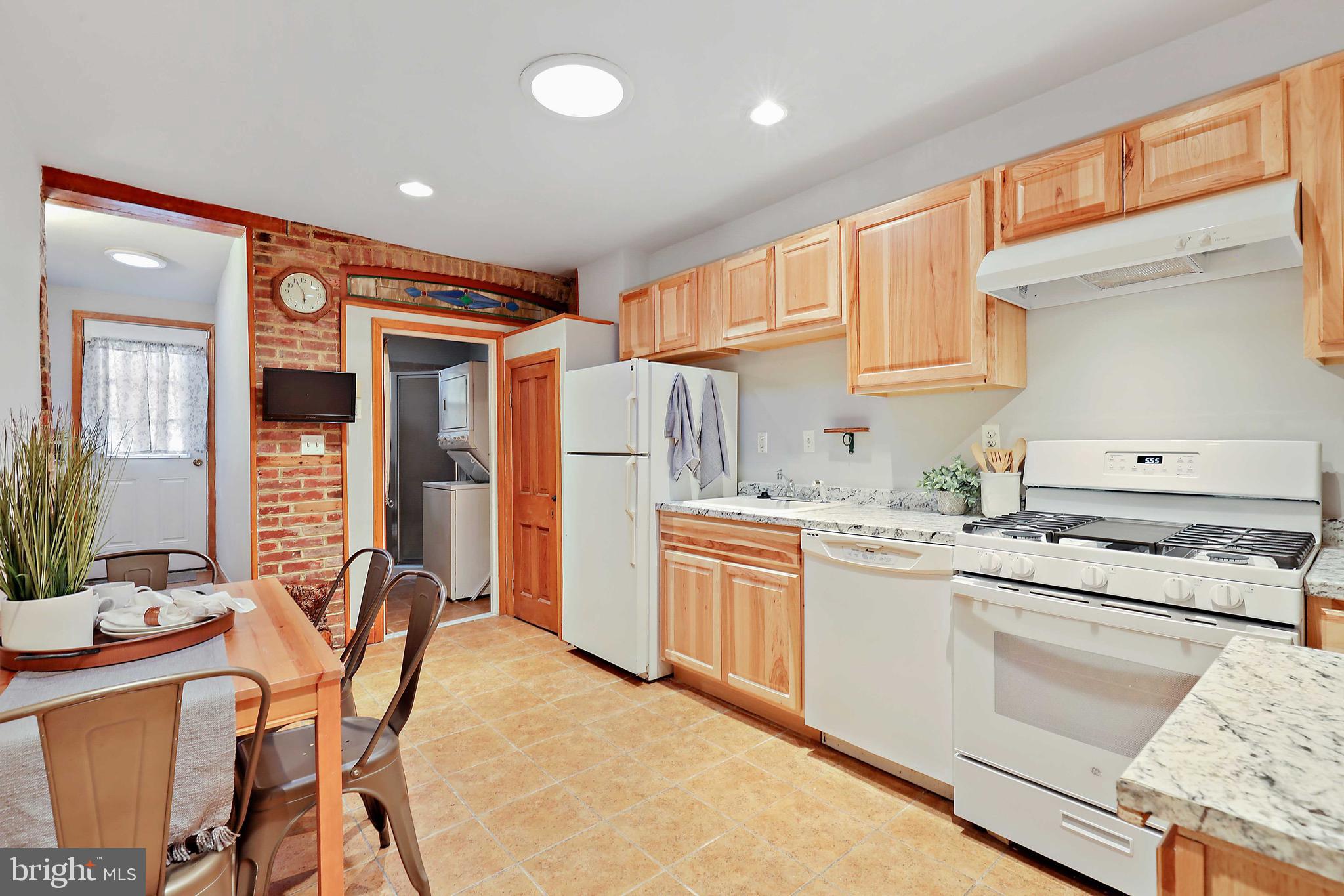 UPPER FELLS POINT - Residential