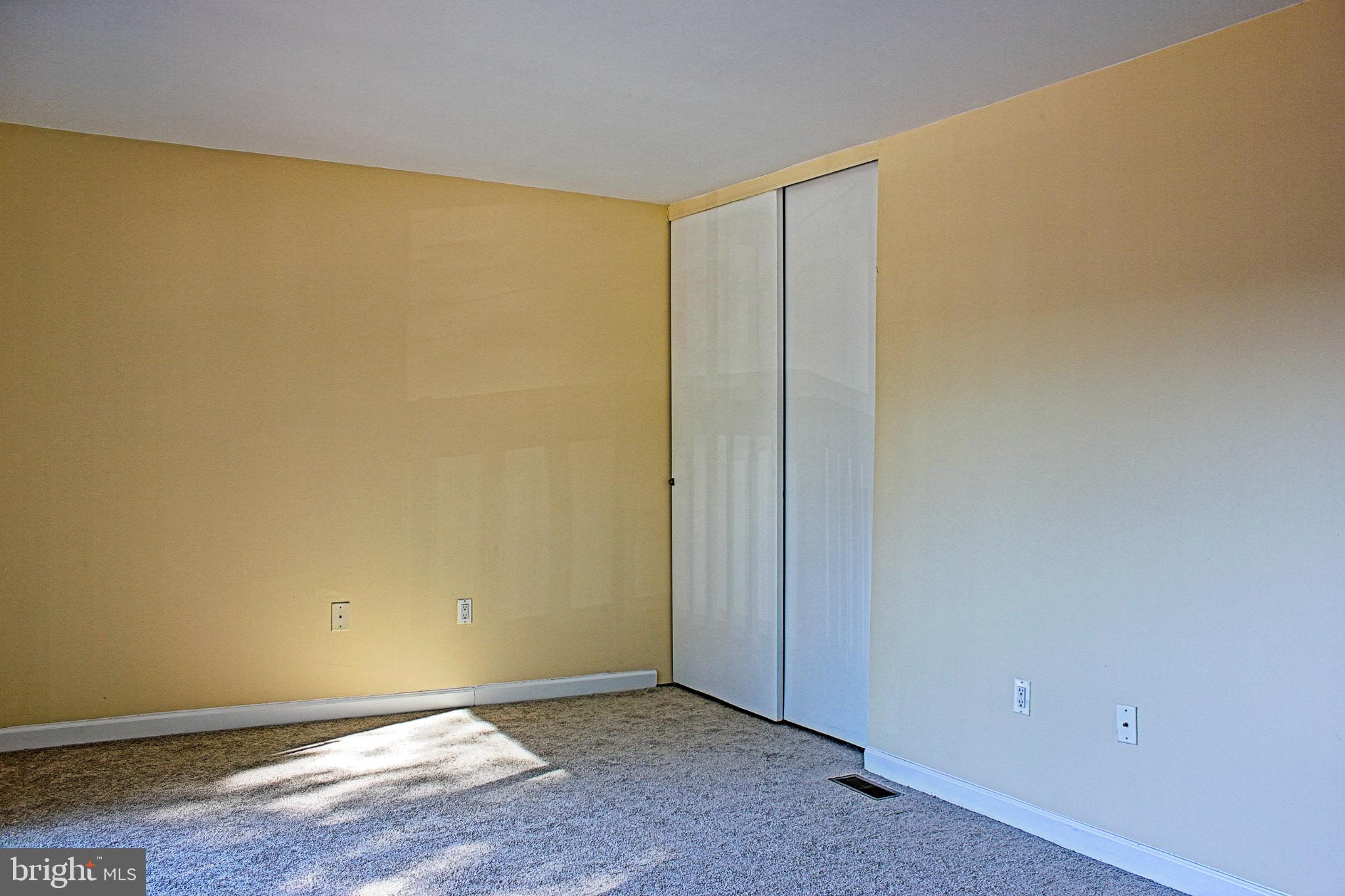 CHARLENE - Residential