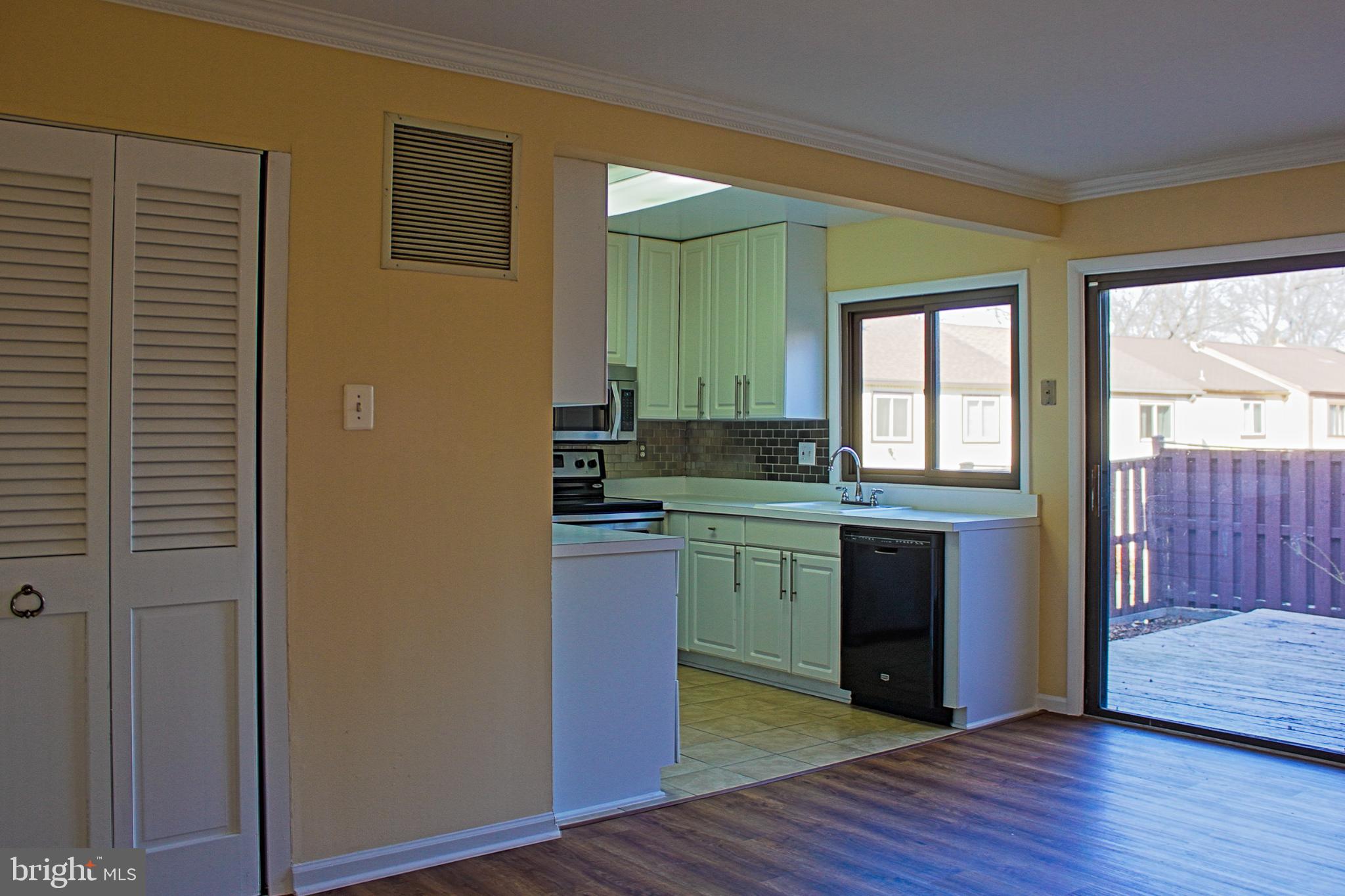 CHARLENE - Residential