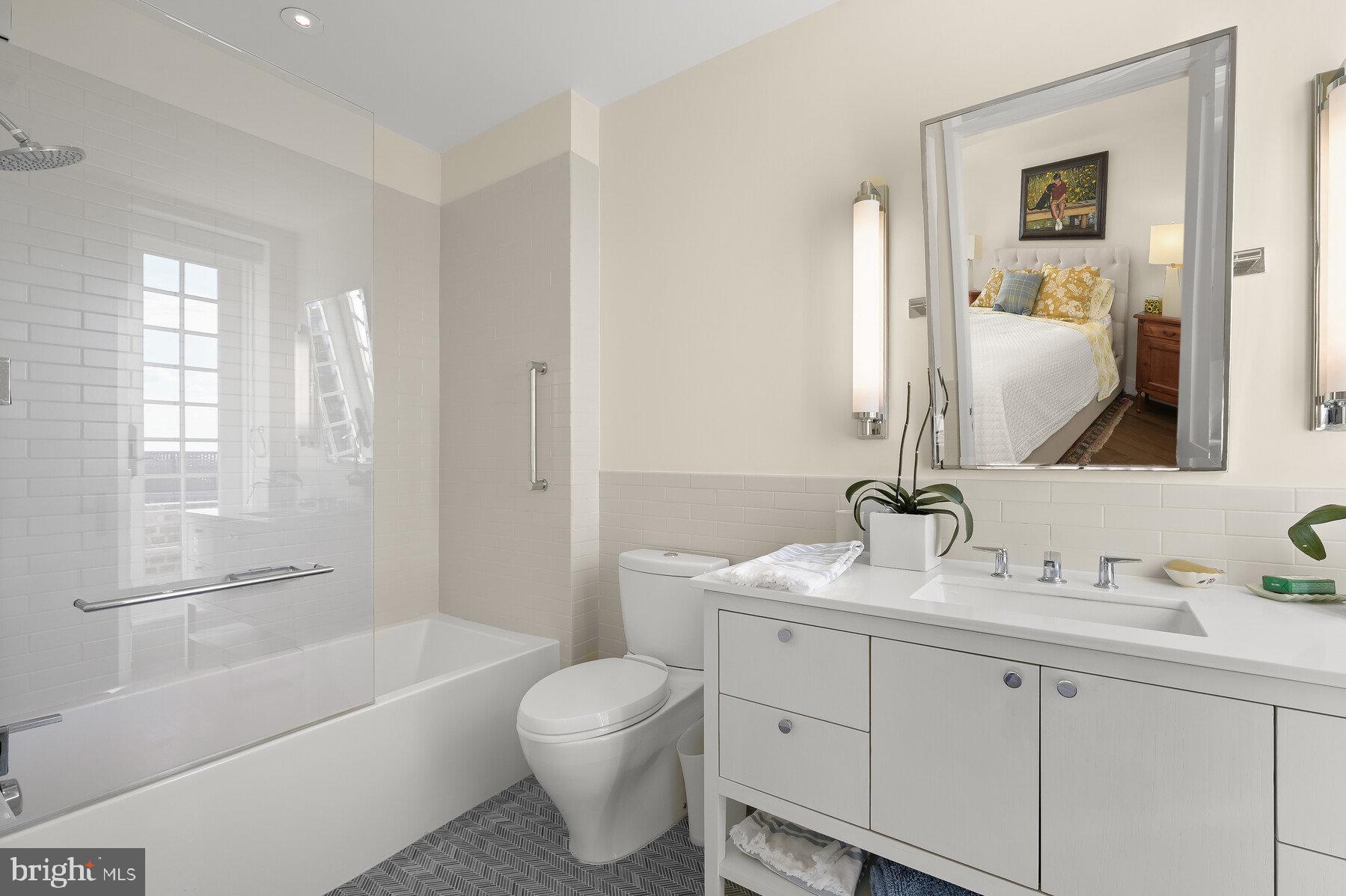 WARDMAN TOWER - Residential