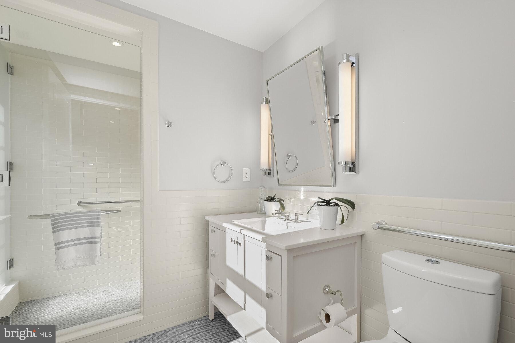 WARDMAN TOWER - Residential