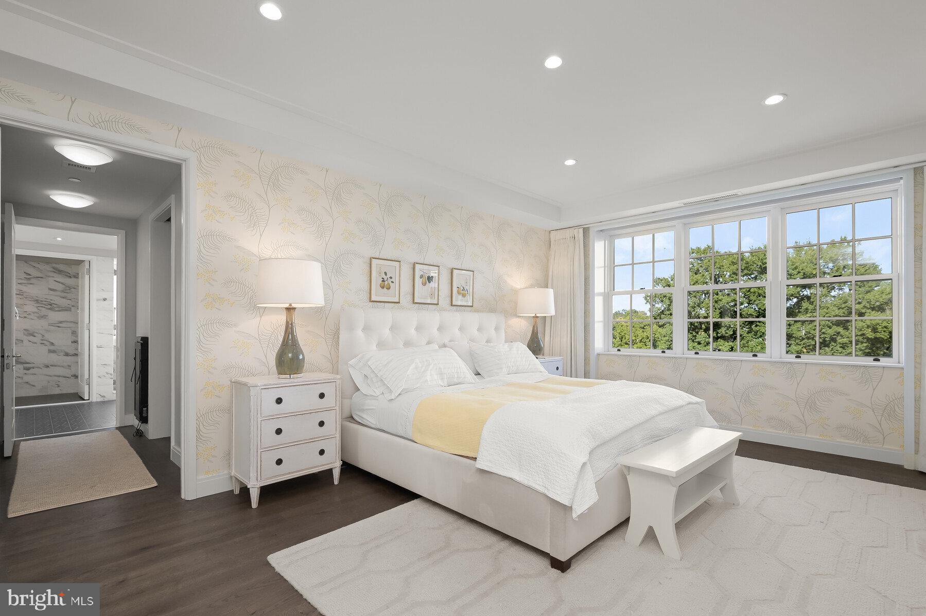 WARDMAN TOWER - Residential