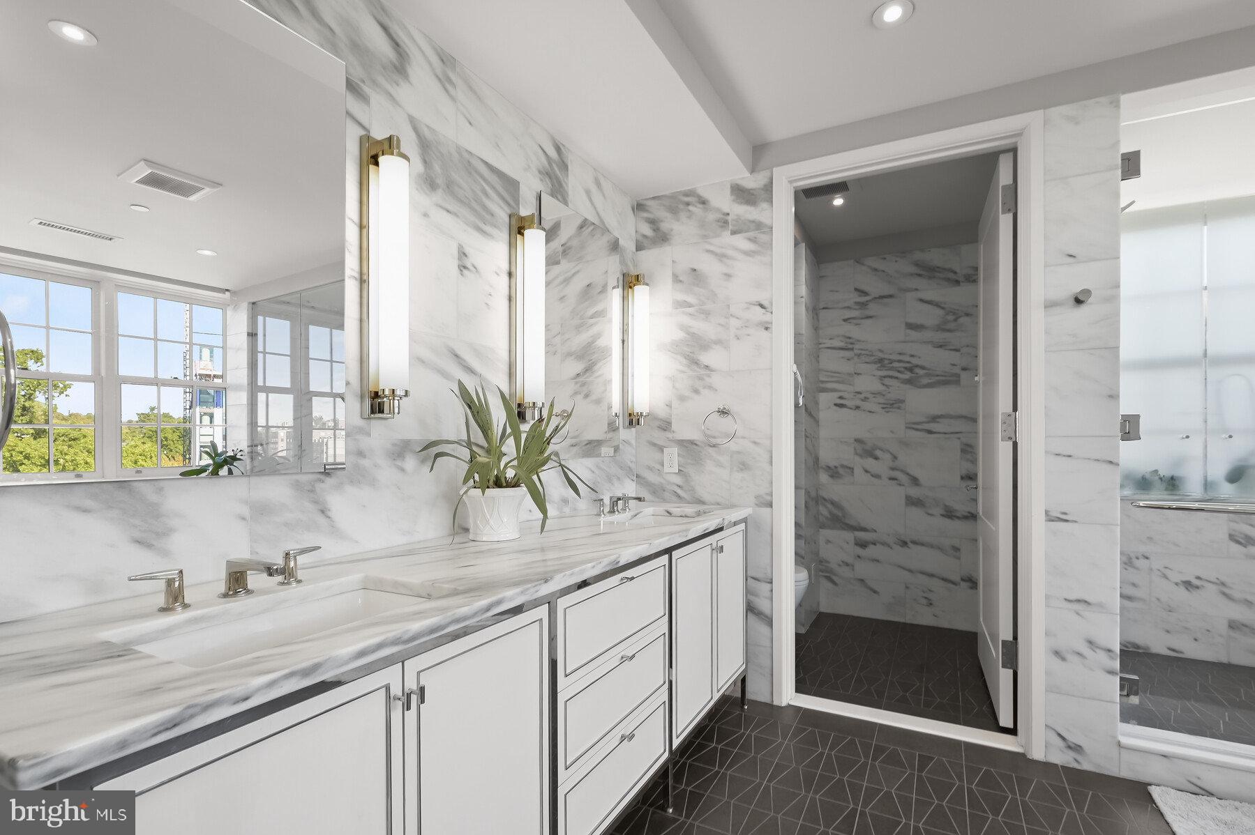 WARDMAN TOWER - Residential