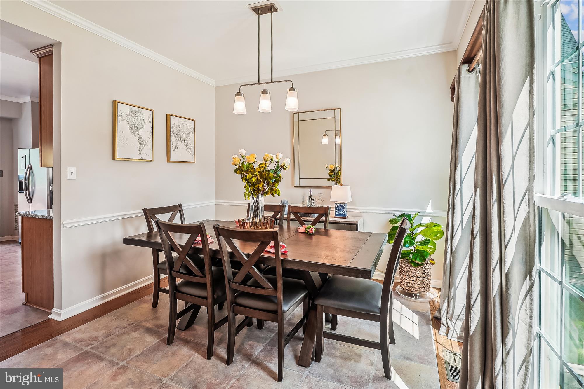 5512 CORBIN HALL LANE