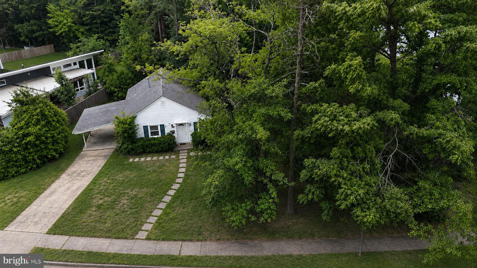 2155 PIMMIT DRIVE