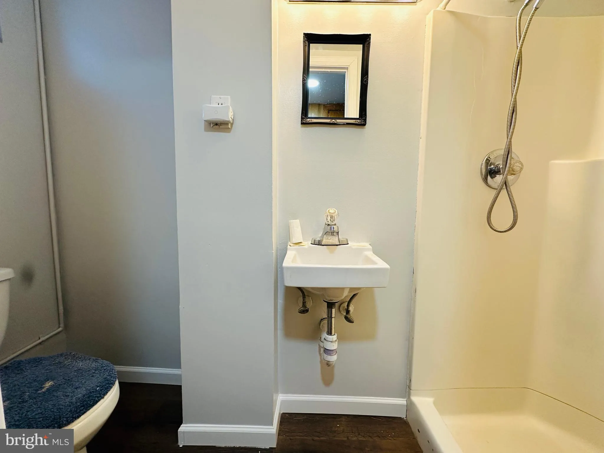 Baltimore, Maryland 21239, United States, 3 Bedrooms Bedrooms, ,2 BathroomsBathrooms,Residential,Pending,28862