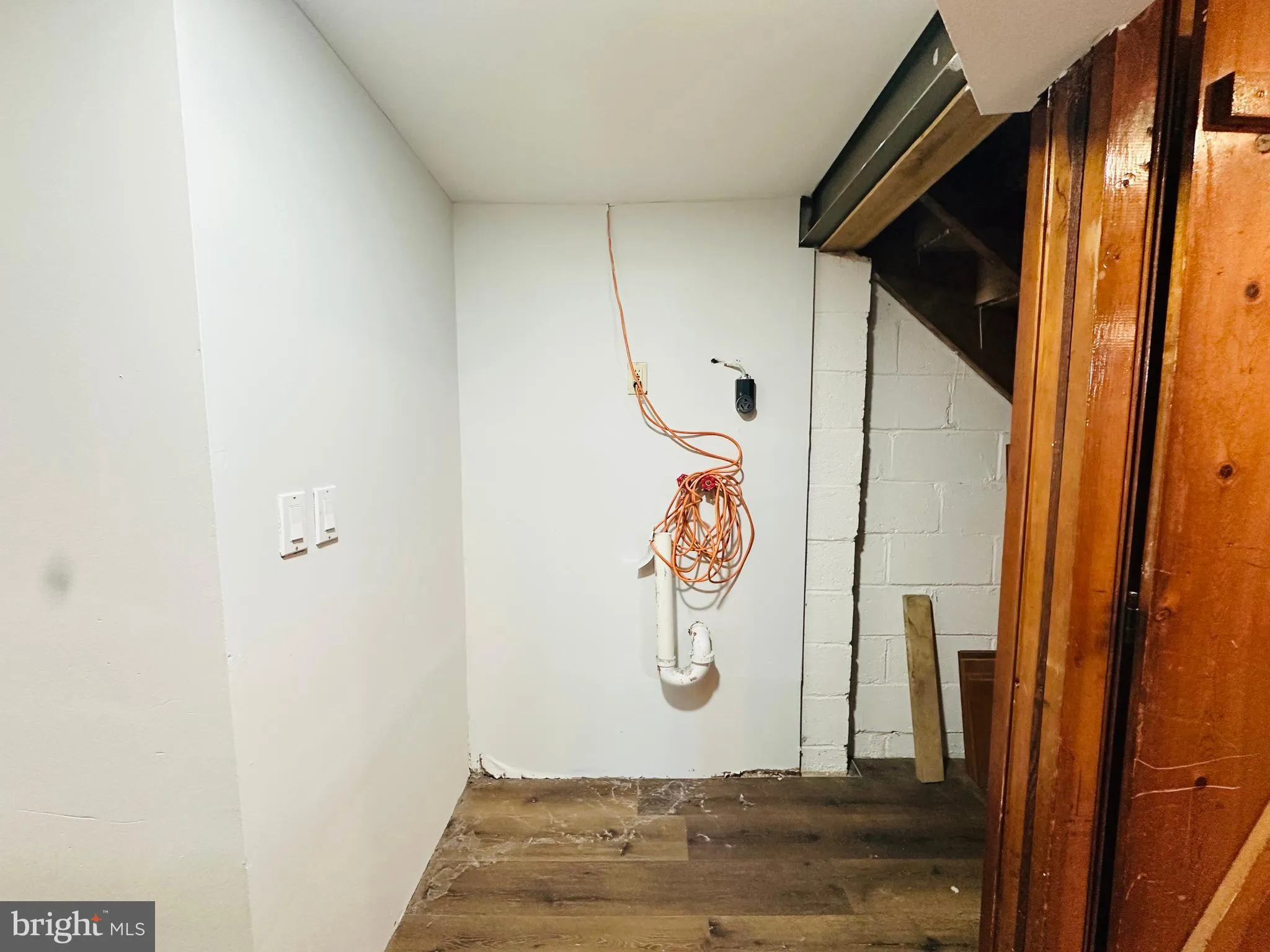 Baltimore, Maryland 21239, United States, 3 Bedrooms Bedrooms, ,2 BathroomsBathrooms,Residential,Pending,28862