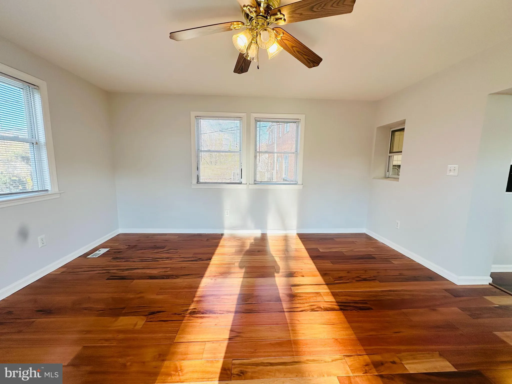 Baltimore, Maryland 21239, United States, 3 Bedrooms Bedrooms, ,2 BathroomsBathrooms,Residential,Pending,28862