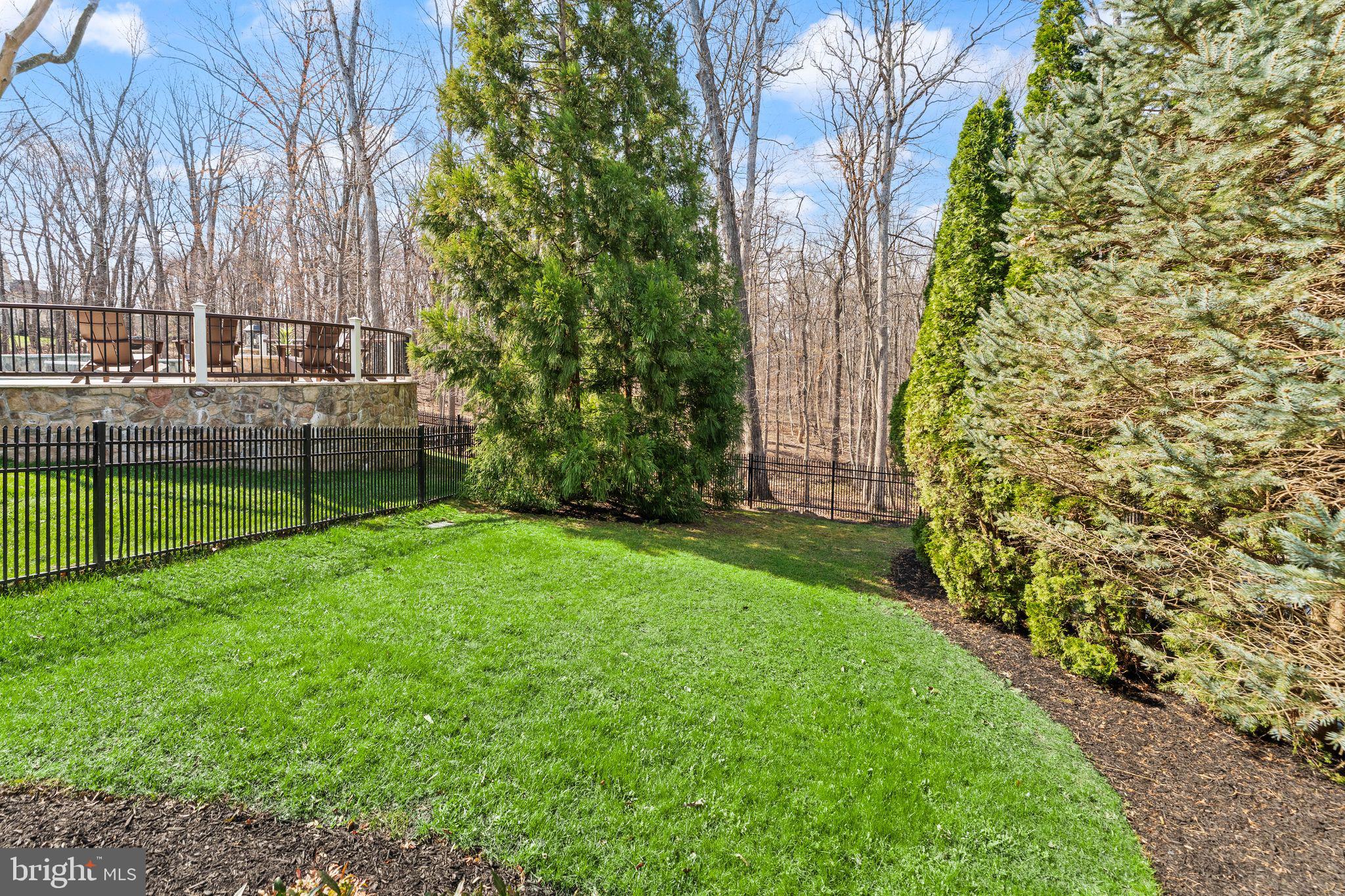 18911 SHROPSHIRE COURT