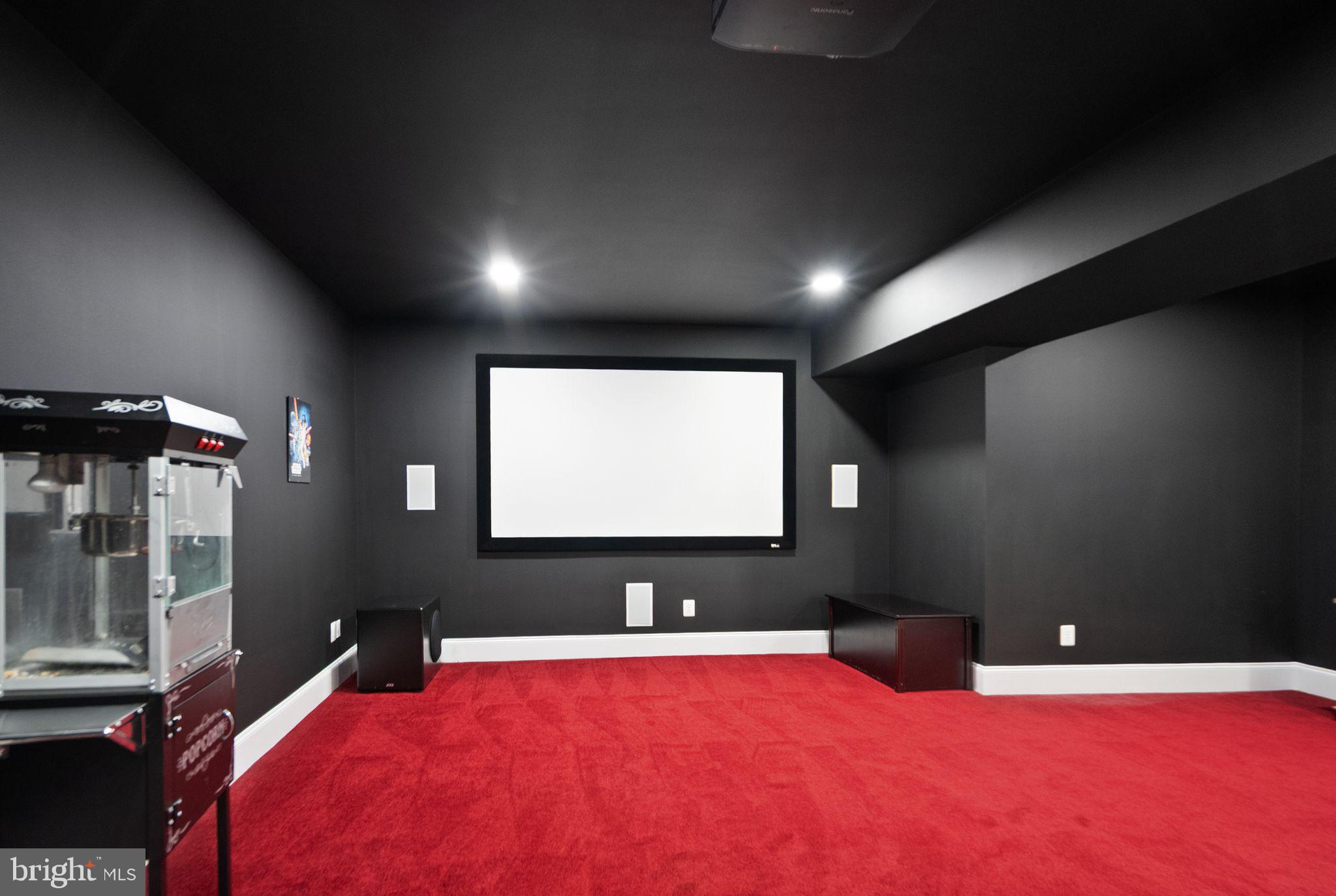 LANSDOWNE ON THE POTOMAC - Residential